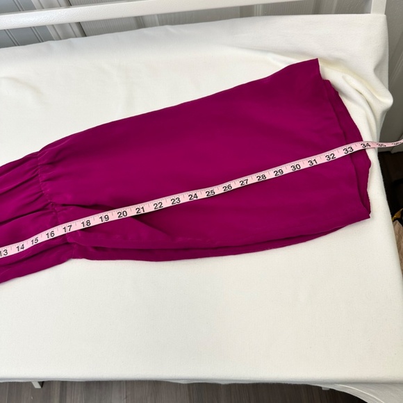 Rory Beca V-neck 100% Silk fushcia dress size Medium - Picture 9 of 9